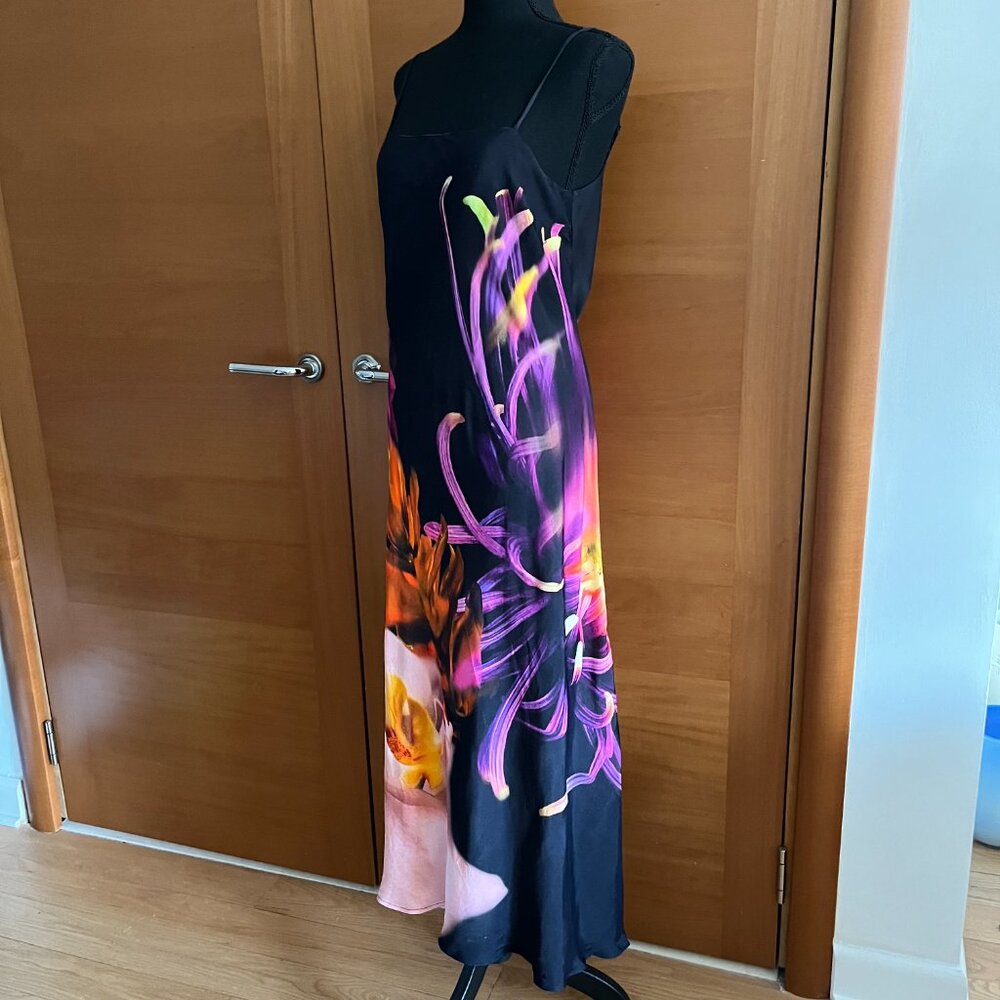 Farm Rio Floral Satin Slip Dress in Med NWT - Picture 9 of 9